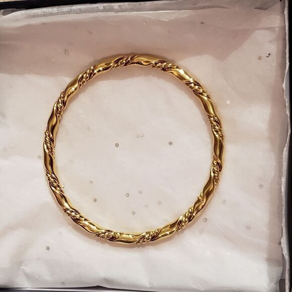 Monet Gold Tone Bangle Slip On Bracelet - Picture 1 of 8